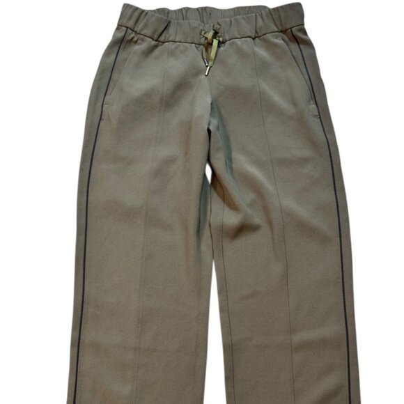 LULULEMON On The Right Track Pants Olive Green Size 6 EUC - Picture 7 of 7